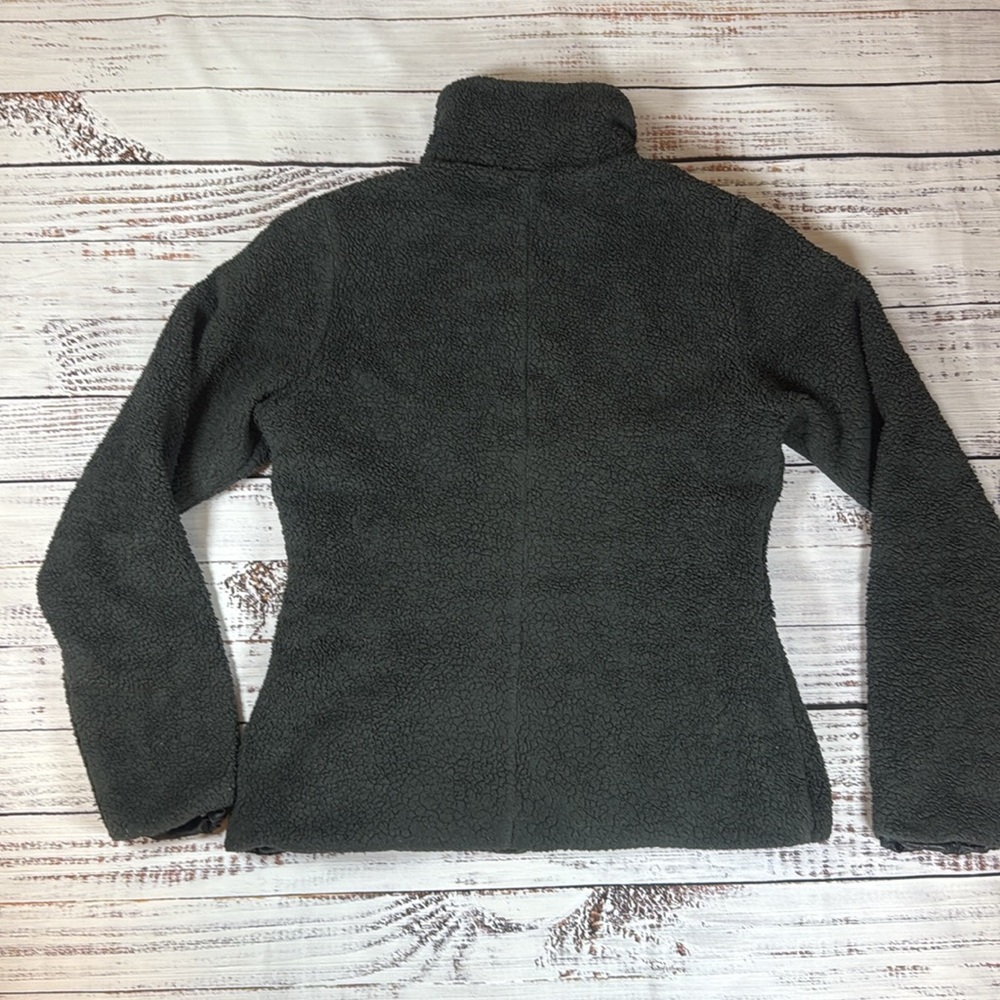 Patagonia Charcoal Fleece Jacket Size Large - Picture 3 of 13